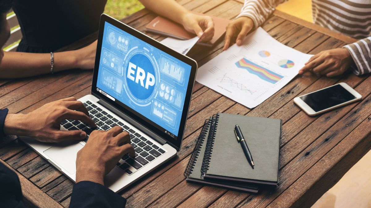 When choosing an ERP (Enterprise Resource Planning) system, businesses must decide between traditional on-premise ERP solutions and modern cloud-based ERP systems.